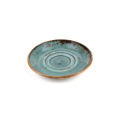 beyaz arkaplanda seramik plaka