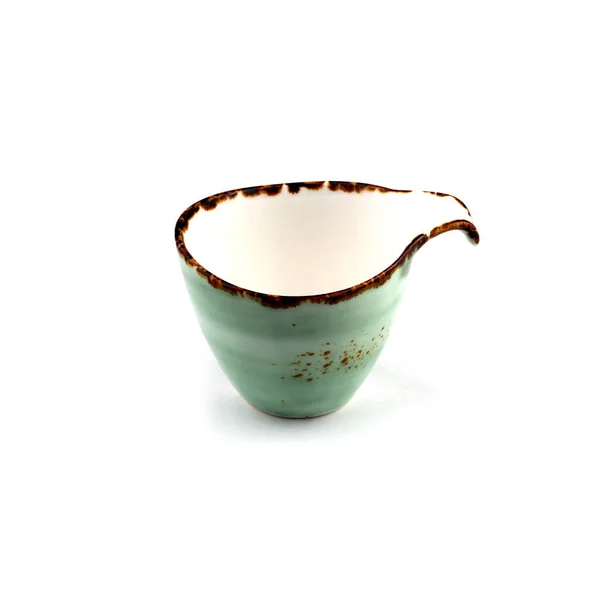 白色背景的陶瓷碗 — 图库照片