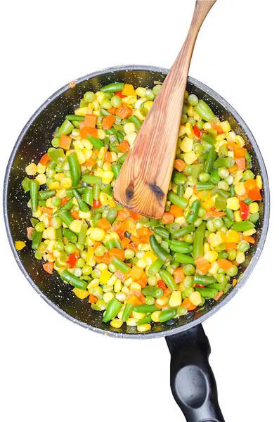 Tavada haşlanmış sebze.