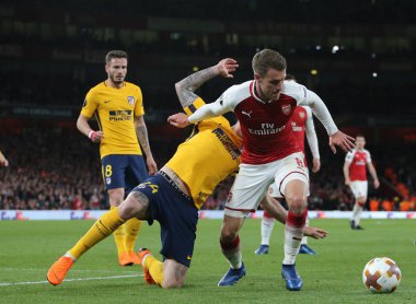 Londra - 26 Nisan 2018: Avrupa Ligi yarı final el bir maçı Arsenal Atletico Madrid Emirates Stadyumu'nda London, Büyük Britanya.