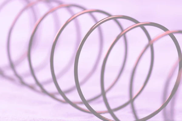 Детали Металлической Пружины Розовой Ткани — стоковое фото