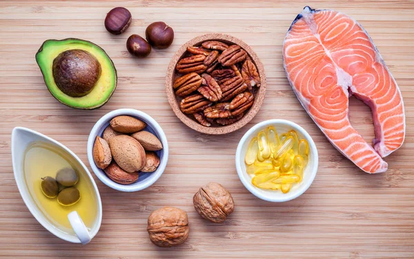Selección de fuentes alimentarias de omega 3 y grasas insaturadas. super fo —  Fotos de Stock