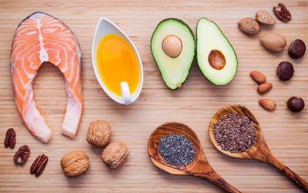 Selección de fuentes alimentarias de omega 3 y grasas insaturadas. super fo — Foto de Stock