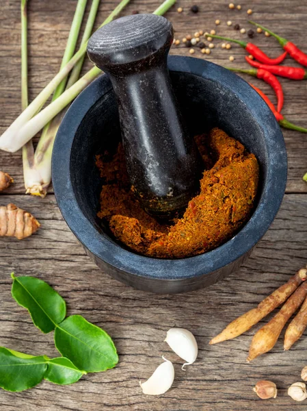 Assortment of Thai food Cooking ingredients and spice red curry — Stock Photo, Image