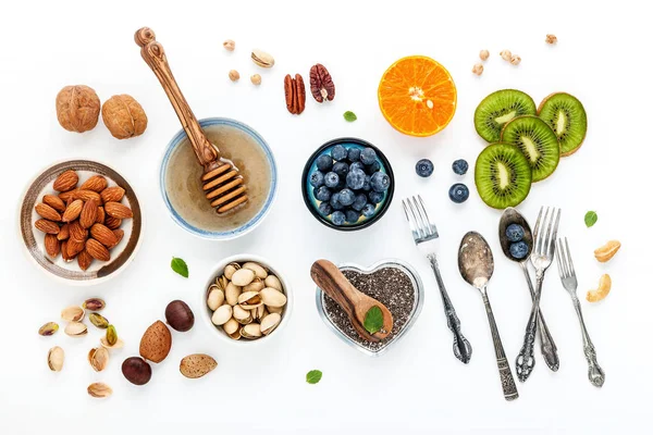 健康食品の背景、ナッツ、蜂蜜、果実の成分 — ストック写真