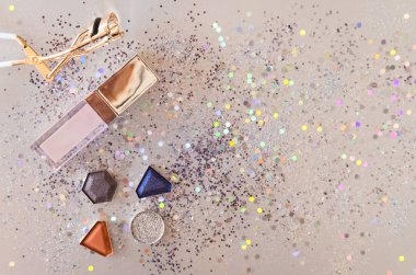 Çeşitli kozmetik ürünleri arka planı. 