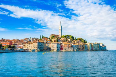 Hırvatistan ve Istria, Adriyatik kıyı şeridinde eski Rovinj kasabası