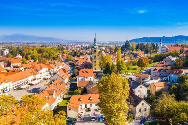 Kroatien Samobor Stad Flygfoto Över Stora Torget Kyrktorn Och Röda — Stockfoto