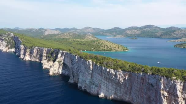 Klippor Över Havet Stranden Naturparken Telascica Dugi Otok Kroatien Spektakulära — Stockvideo