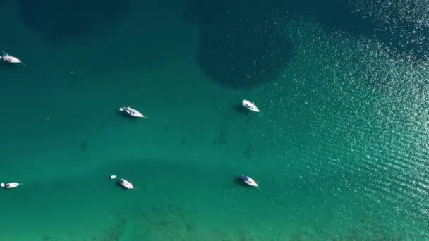 Красивый Морской Пейзаж Адриатике Хорватии Архипелаг Дуги Оток Яхты Стоящие — стоковое видео