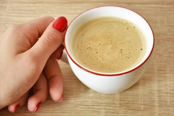 Tasse Kaffee Der Hand Einer Frau — Stockfoto