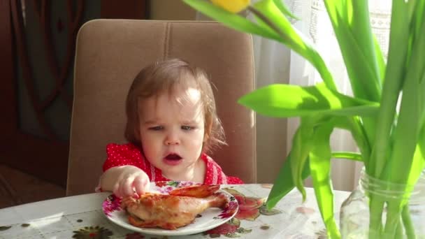Little Girl Beautiful Dress Wants Take Piece Meat Baked Chicken — Stock Video