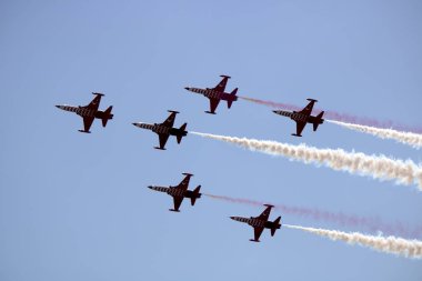 İstanbul, Türkiye - Eylül-18.2019: Yeni havaalanında, hava ve teknoloji festivali Teknofest.