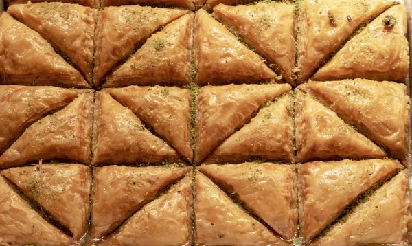 Turkish local sweets. Turkey is produced in Gaziantep. — Stock Photo, Image