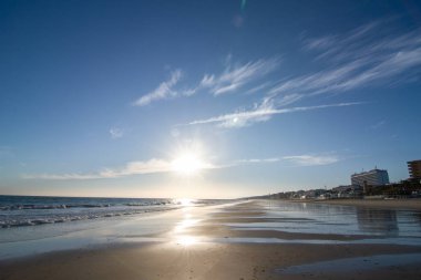 İspanya 'nın güneşli plajı