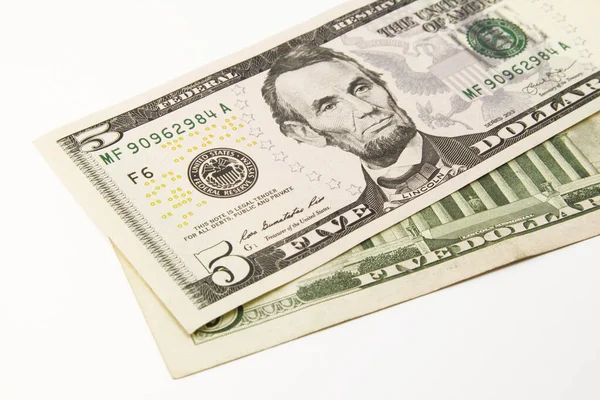 Pět Dolarů Bankovky Hotovosti Bílém Pozadí — Stock fotografie