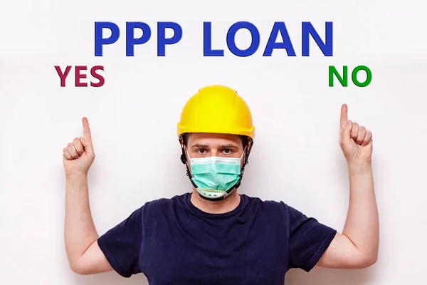 PPP kredi sorusu ve miğferli inşaat işçisi PPP kredisi için evet / hayır sorusu üzerine el kaldırdı.