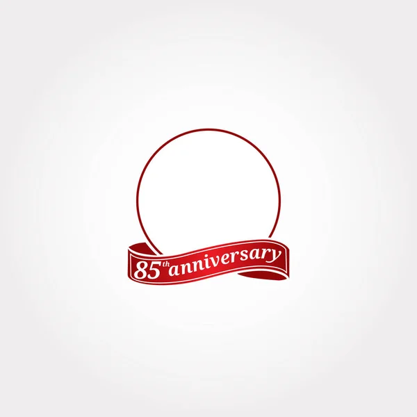 Template Logo 85th aniversário com um círculo e o número 85 nele e rotulado o ano de aniversário. Oitavo quinto aniversário . —  Vetores de Stock