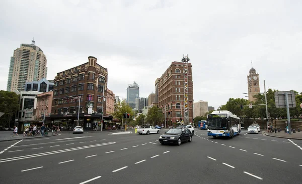 Ruch na drodze w centrum Sydney — Zdjęcie stockowe