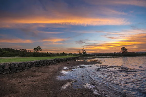 Puesta de sol desde el lago Fitz roy en las tierras altas del sur NSW . — Foto de Stock