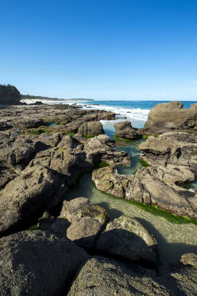 Plage de la grotte dans le nord de Sydney . — Photo