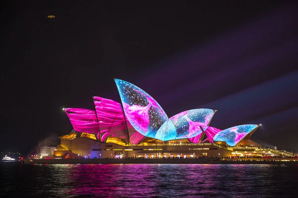 Sydney Opera House luce illuminata durante Vivid Sydney 2017 — Foto Stock