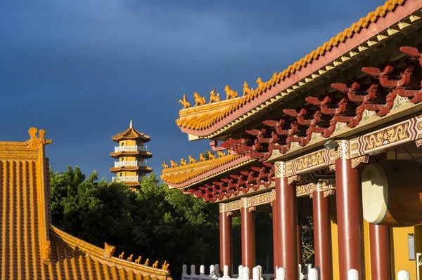 仏の宗教寺院 Nan ティエン — ストック写真