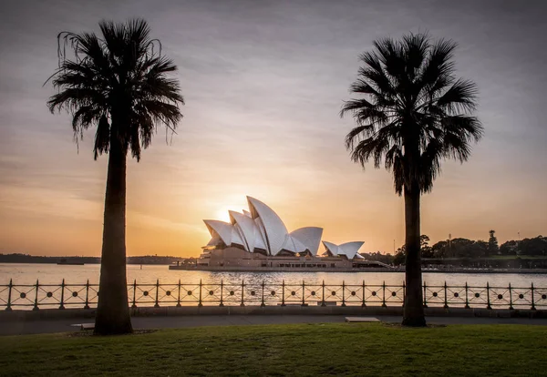 Sydney, Australien - 2. November 2018: Ikone des Opernhauses von Sydney — Stockfoto