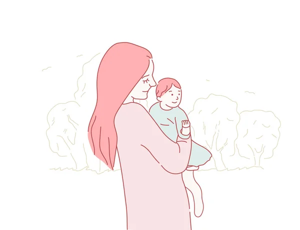 Bonne Mere Etreint Le Petit Bebe Maman Avec Sa Fille En Promenade Concept De Fete Des Bonne Mere Etreint Le Petit Bebe Maman Avec Sa Fille En Promenade Concept De Fete Des