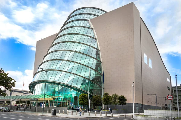 El Centro de Convenciones en North Dock, Dublín, Irlanda . — Foto de Stock