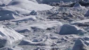  Jakobshavn Buzulu Grönland 'daki Ilulissat buzulu olarak da bilinir..