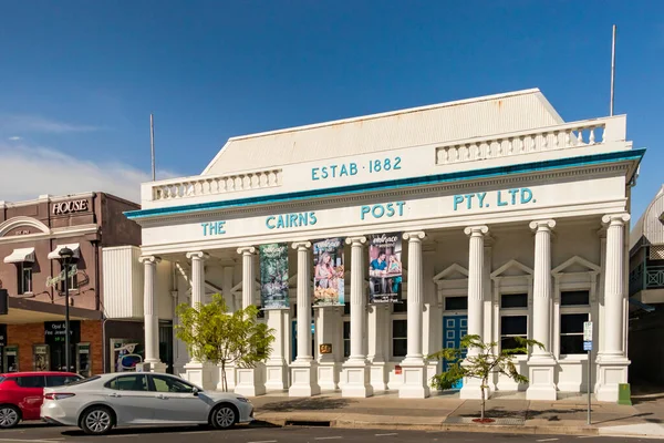 Den tidigare Cairns Post Office Pty Ltd byggnaden i Cairns, Australien. — Stockfoto