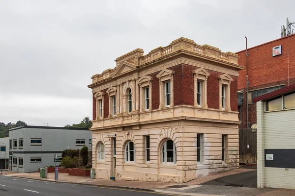 Traditionell byggnad på Marine St i centrum av Burnie, Tasmanien. — Stockfoto