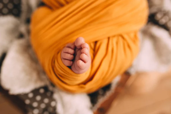 Pé pequeno de bebê recém-nascido — Fotografia de Stock