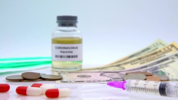 Coronavirus疫苗的费用 美国的病毒 Covid 19疫苗的美元 2019年来自武汉 大流行病传染性货币概念 — 图库视频影像