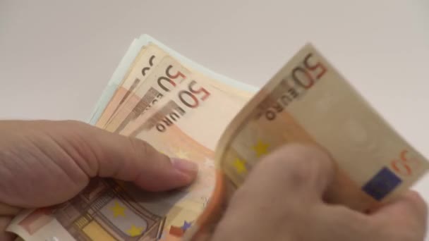 Rąk Licząc Banknoty Euro Pięćdziesiąt Sto Żeby Policzyć Dochód Kraj — Wideo stockowe