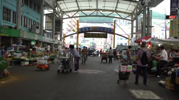 Busan South Korea July 2017 Νοτιοκορεάτες Που Εργάζονται Μια Αγορά — Αρχείο Βίντεο