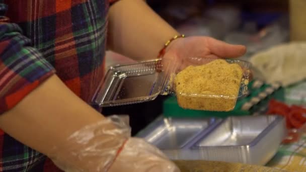 Câmara Lenta Asiáticos Que Cozinham Bolo Glutinoso Caseiro Popular Mochi — Vídeo de Stock