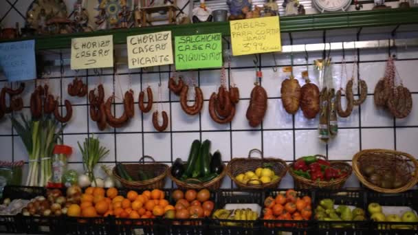 Estrémadure Espagne Décembre 2017 Saucisses Légumes Traditionnels Espagnols Dans Boucherie — Video