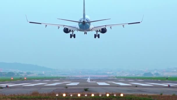 Taipei Taiwan October 2016 Slow Motion Jet Airplane Απογείωση Στάθμευση — Αρχείο Βίντεο