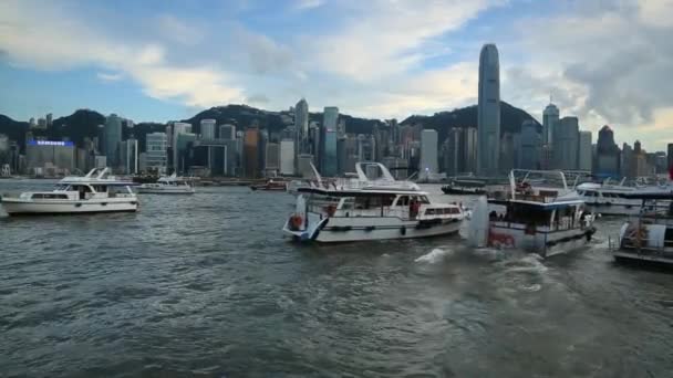 Kowloon Hongkong Juni 2016 Fähre Der Bucht Von Hongkong Mit — Stockvideo