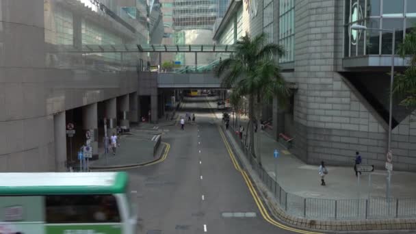 Hongkong Abril 2017 Vista Elevada Sobre Una Carretera Con Coches — Vídeo de stock