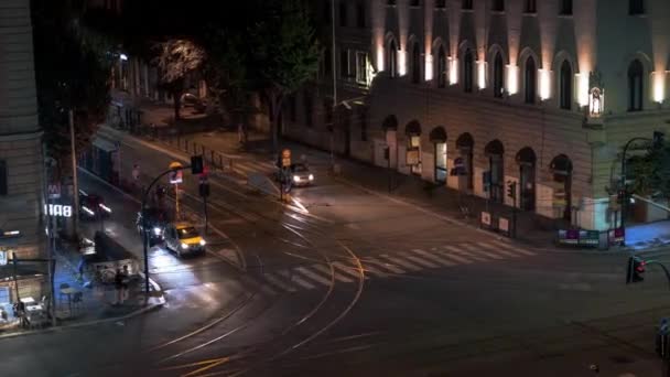 Roma Talya Eylül 2018 Gece Tramvayı Olan Bir Caddenin Üzerindeki — Stok video