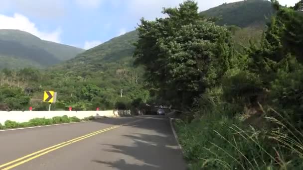 Ajo Mountain Road Metsän Läpi Turns Aasiassa Ajaminen Tyhjällä Tiellä — kuvapankkivideo
