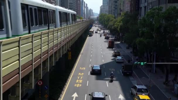 Taipei Tayvan Şubat 2020 Modern Sürücüsüz Yükseltilmiş Demiryolu Sistemi Trafik — Stok video