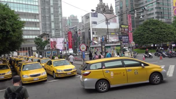 Taipei Taiwan Április 2015 Egy Ázsiai Jel Taxiállomás Sorban Terület — Stock videók