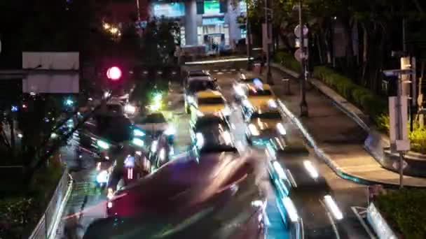 Taipei Tayvan Nisan 2017 Trafiğin Yayaların Olduğu Sokak Manzarası Otobüslerin — Stok video