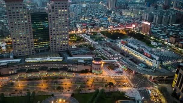 Временной Интервал Дня Ночи Вид Построение Уличного Движения Пешеходов Тайбэе — стоковое видео