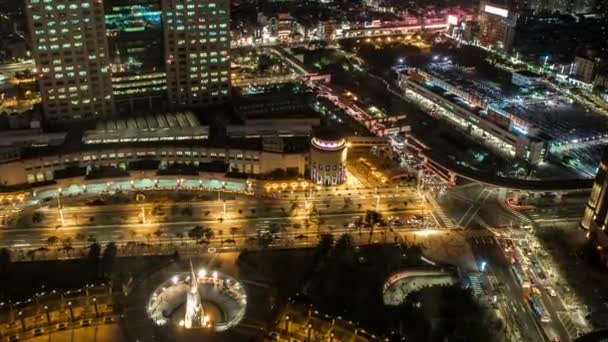 Timelapse Vista Aérea Calle Del Edificio Con Tráfico Peatones Nigth — Vídeos de Stock