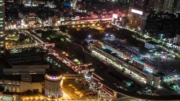 Timelapse Vista Aérea Calle Del Edificio Con Tráfico Peatones Nigth — Vídeo de stock